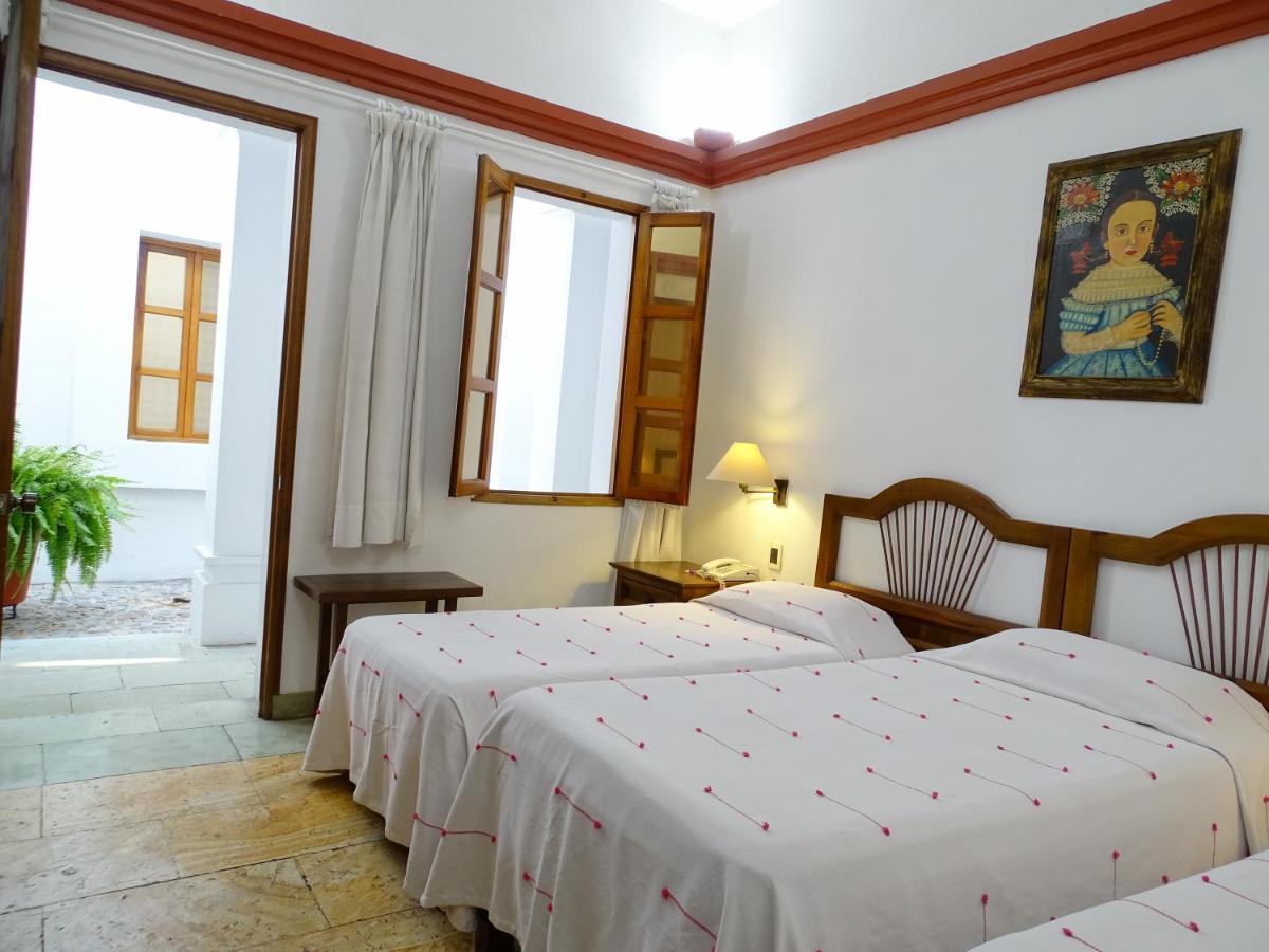 Hotel Aitana Oaxaca Екстер'єр фото