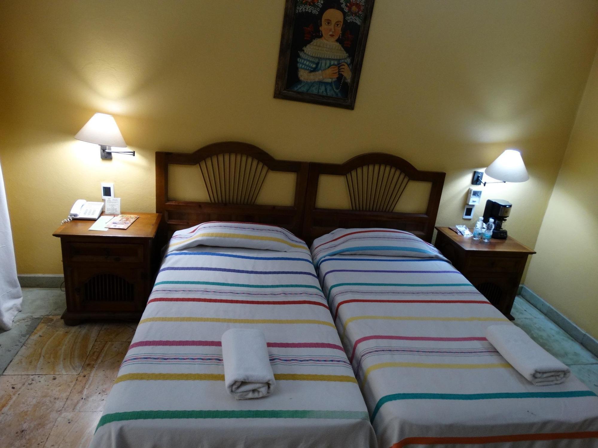 Hotel Aitana Oaxaca Екстер'єр фото